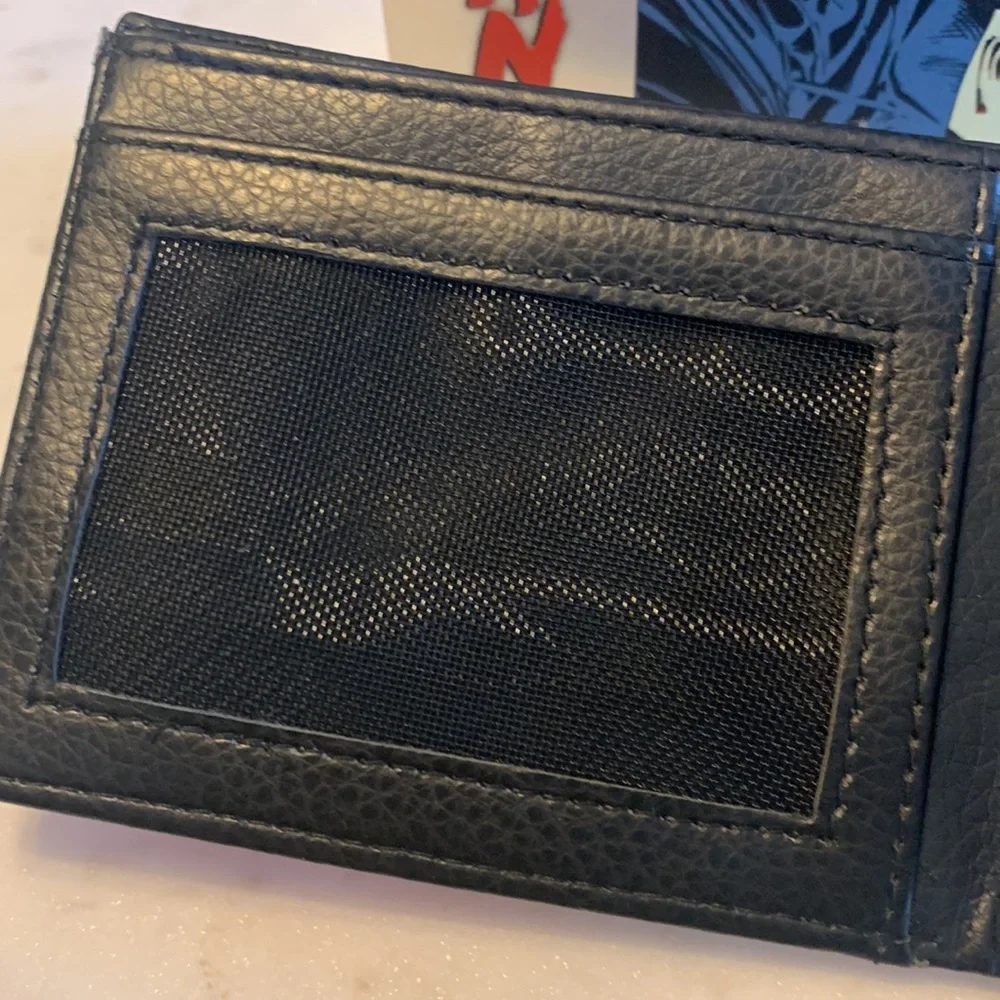 Concept One DC Comics Batman Bifold Wallet in Decorative Tin Case